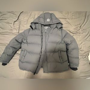 Aritzia Super Puff in Elegant Charcoal XL